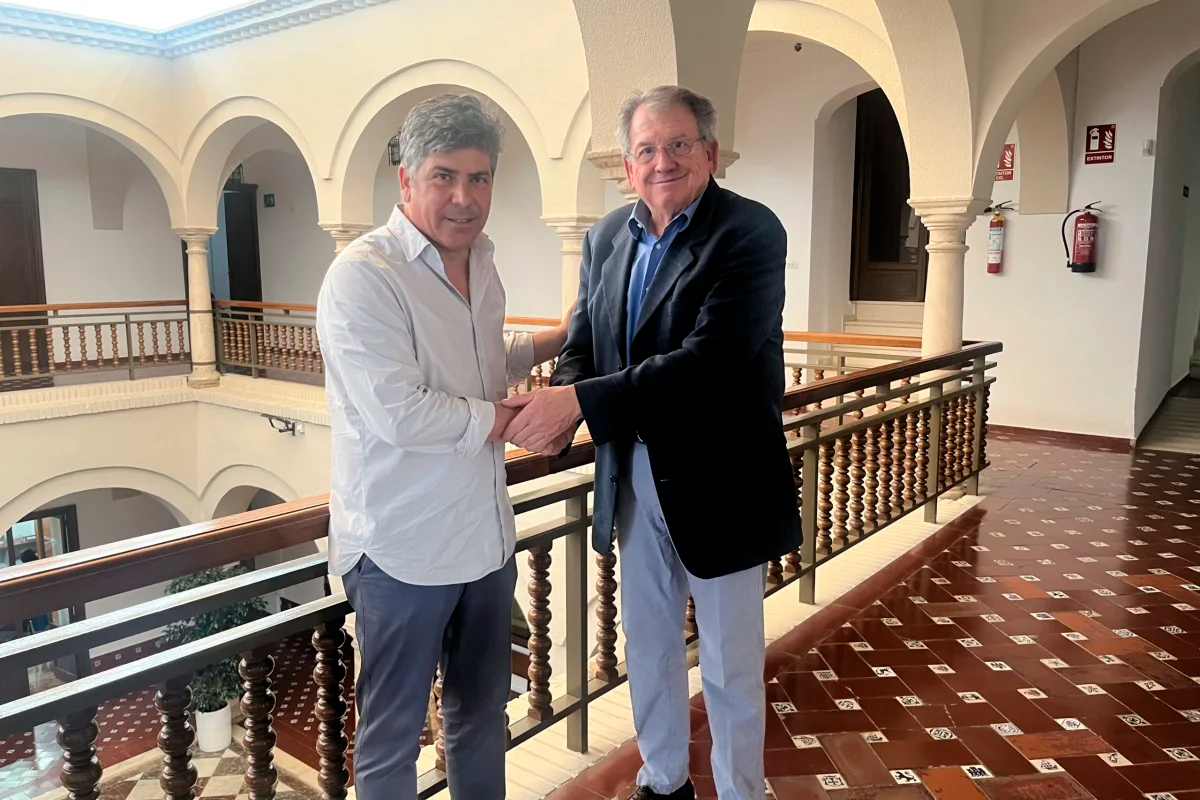 La primera Universidad online de Andalucía presenta a ARA las becas MEM Ruralia
