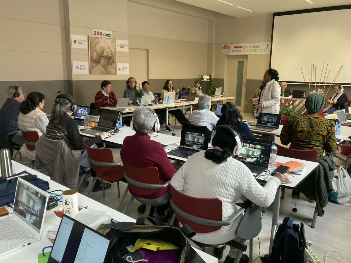 Consell Ampliat de Vedruna, celebrat a Vic