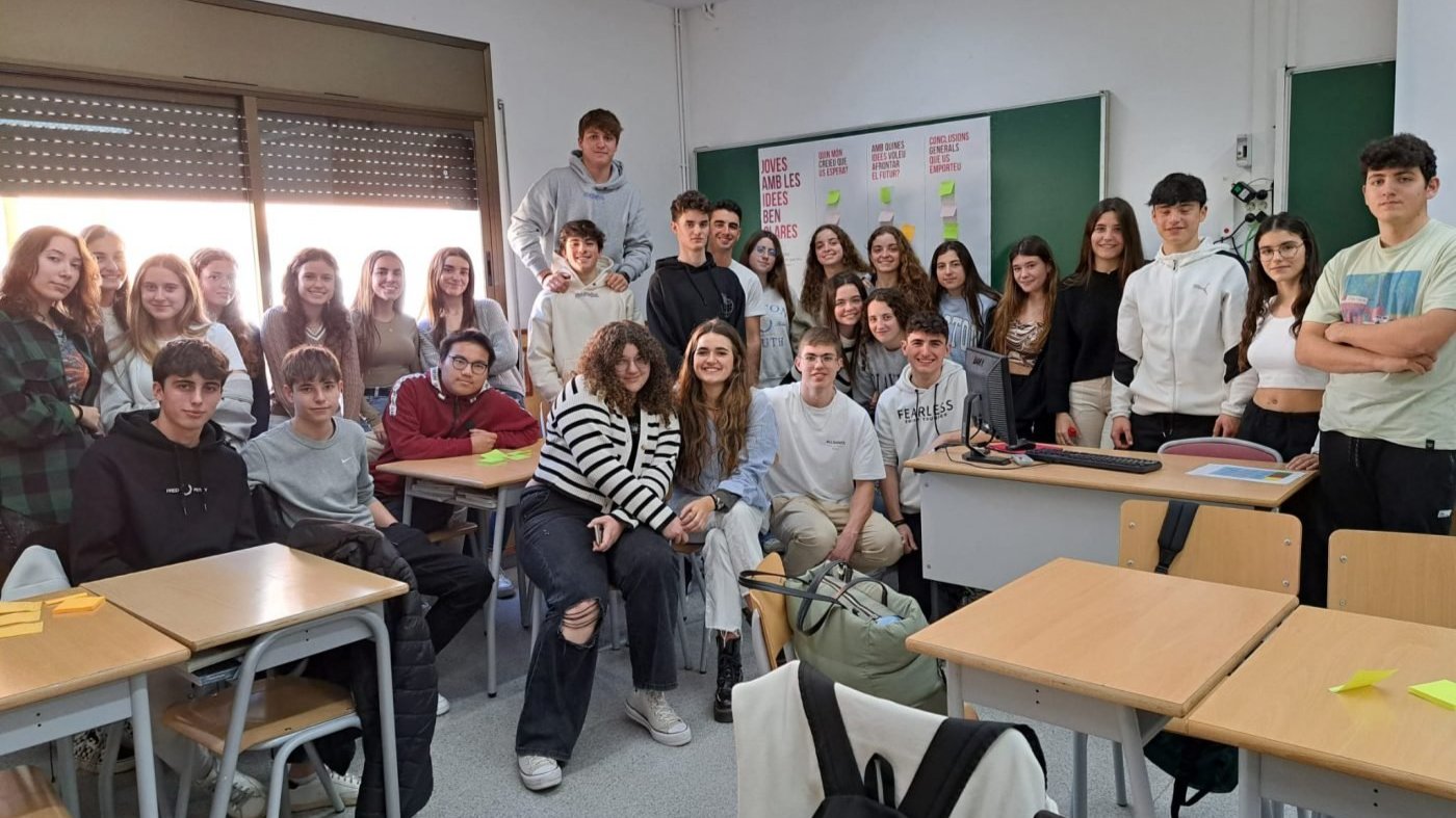 Joves de 2n de Batxillerat