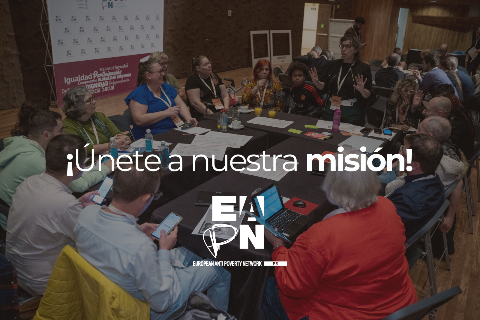 Trabaja con nosotros