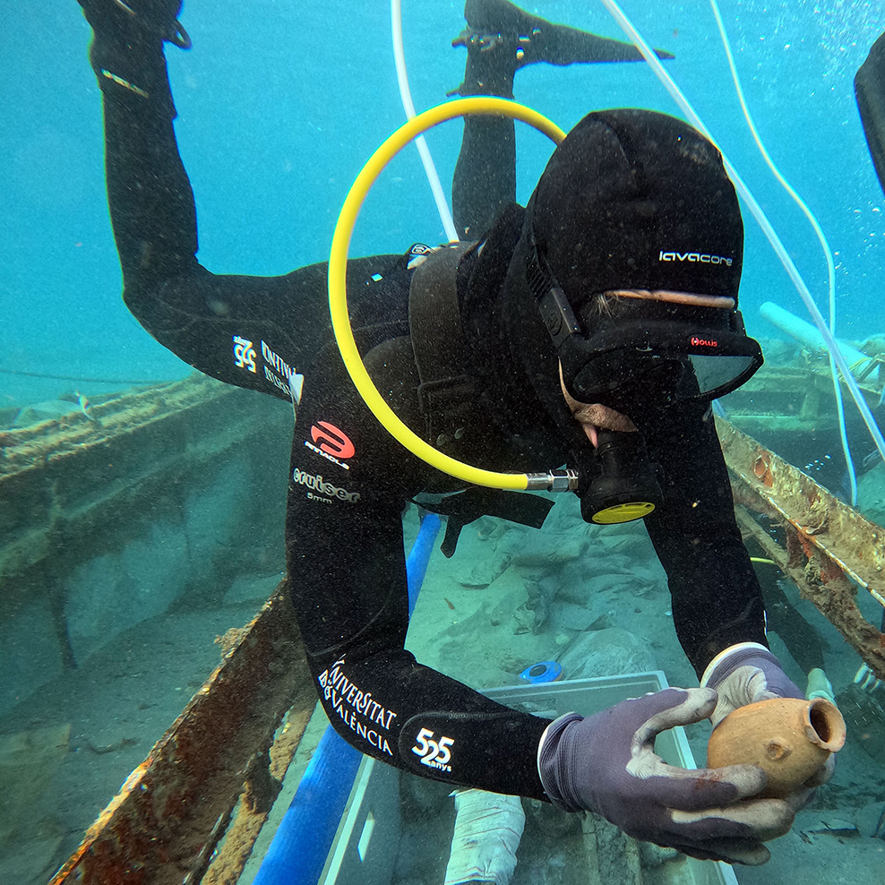 Concluye con éxito el proyecto de extracción del barco de época fenicia, Mazarrón 2