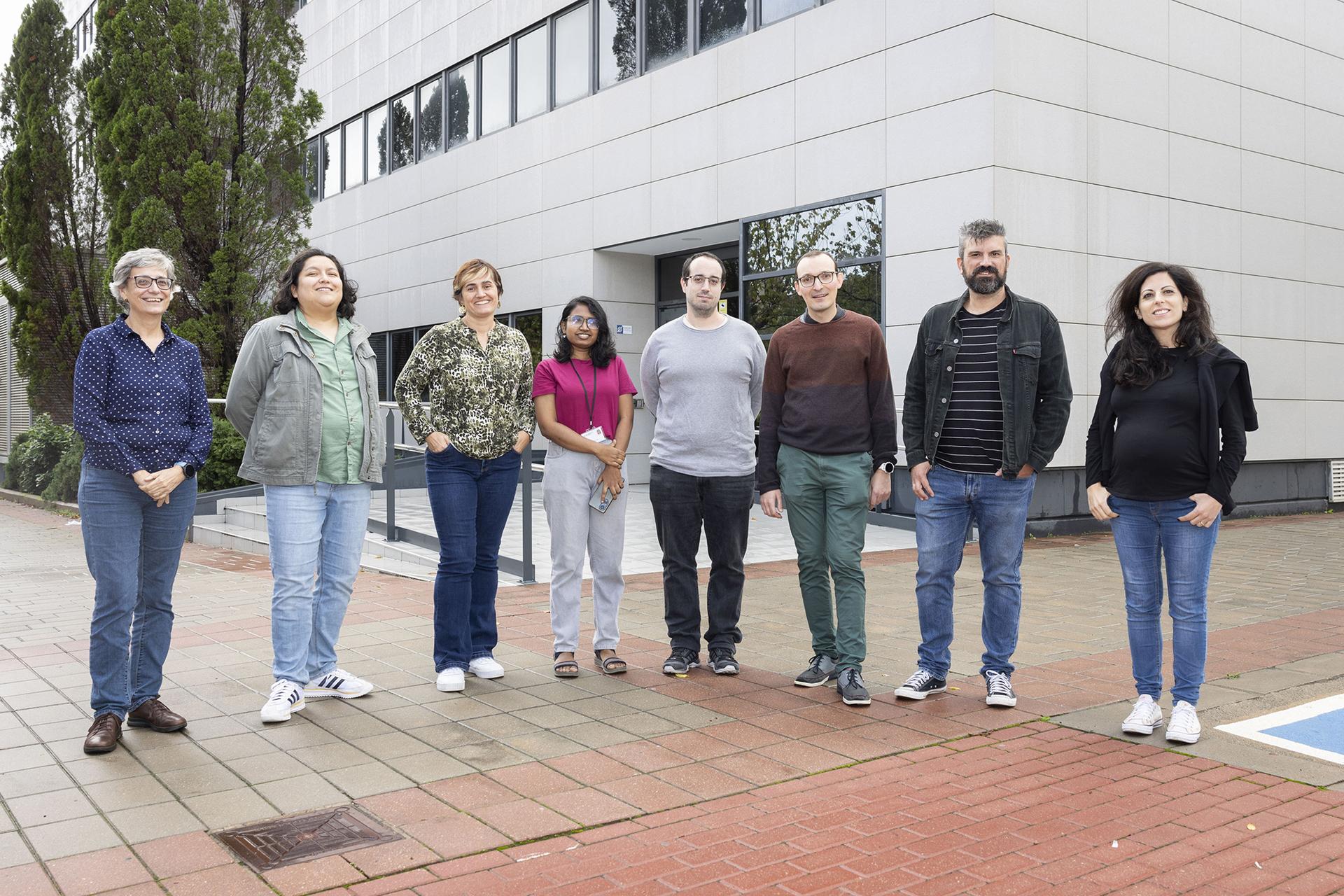 Un proyecto europeo donde participa INAM-UJI propone crear células solares de perovskita de alto rendimiento y, a la vez, reducir su impacto ambiental y económico