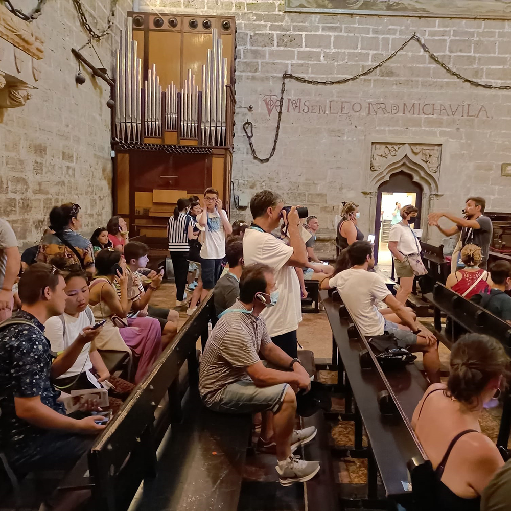 Medidas preventivas para la conservación y gestión turística de edificios patrimoniales y centros históricos